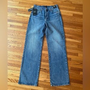 Silver Jeans Highly Desirable High Rise Trouser Leg Jeans NWT Size 28 x 33